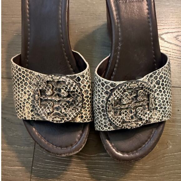 Tory Burch Snake Print‎ Open Toe Wedge Sandal 6M - Picture 4 of 7